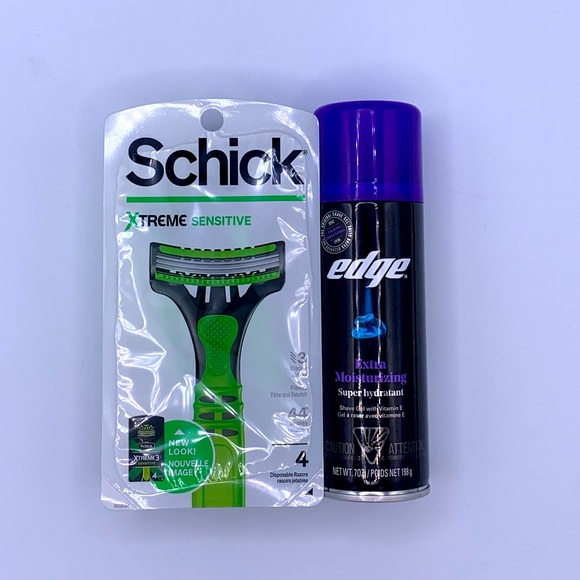 Schick Disposable Razors - Picture 1 of 2